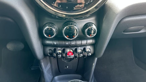 MINI COOPER 5 PUERTAS