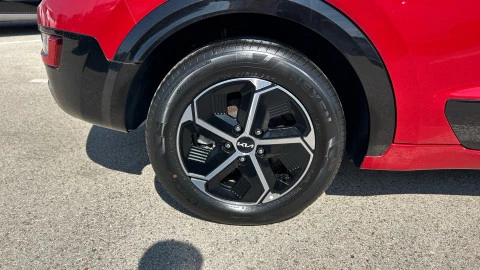 Kia Niro 1.6 GDi HEV 104kW (141CV) Drive