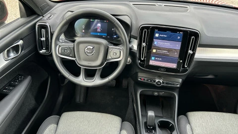 Volvo XC40 2.0 B3 G Core Auto