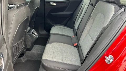 Volvo XC40 2.0 B3 G Core Auto