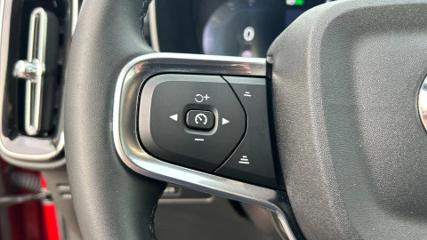 Volvo XC40 2.0 B3 G Core Auto