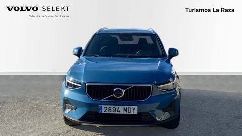 Volvo XC40 2.0 B3 G Core Dark Auto