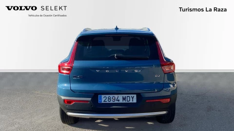 Volvo XC40 2.0 B3 G Core Dark Auto