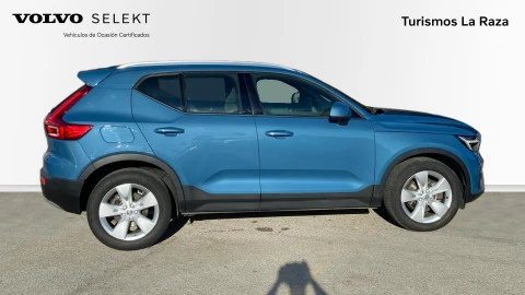 Volvo XC40 2.0 B3 G Core Dark Auto