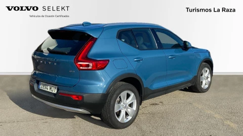 Volvo XC40 2.0 B3 G Core Dark Auto