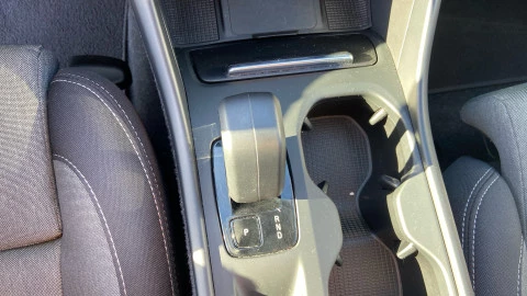 Volvo XC40 2.0 B3 G Core Dark Auto