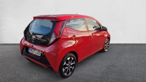 Toyota Aygo 1.0 70 x-play