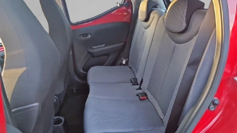 Toyota Aygo 1.0 70 x-play