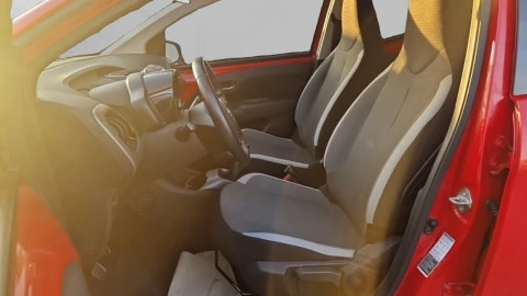 Toyota Aygo 1.0 70 x-play