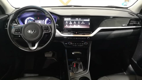 Kia Niro 1.6 GDi HEV 104kW (141CV) Drive