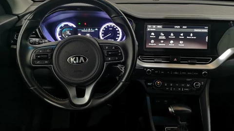 Kia Niro 1.6 GDi HEV 104kW (141CV) Drive