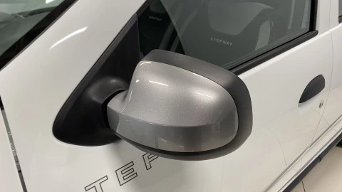 Dacia Sandero   1.0 TCE Stepway Essential 74kW