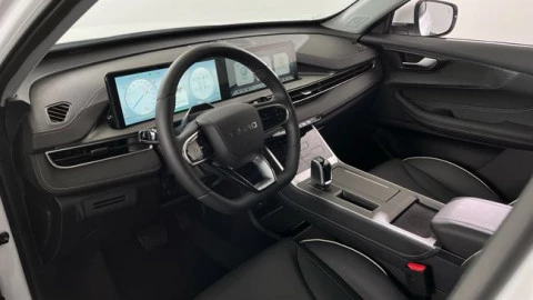 EBRO S400 1.5 DHE HEV Excellence CVT
