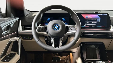 BMW iX2 eDrive20