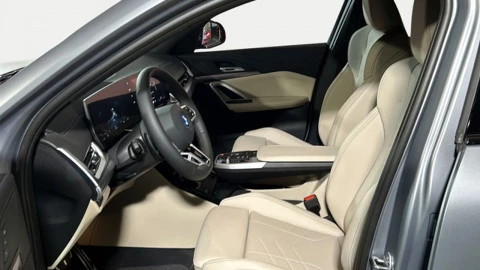 BMW iX2 eDrive20