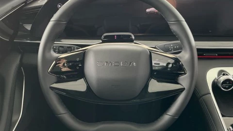 Omoda 9 SHS Premium 1.5 TGDI 395kW AWD
