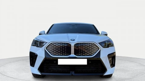 BMW iX2 eDrive20