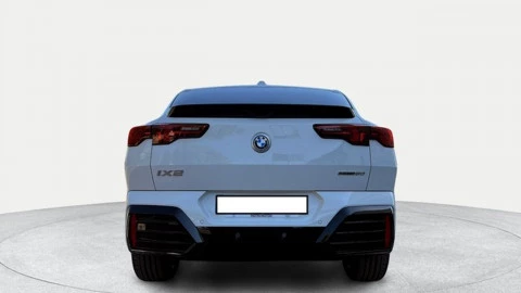 BMW iX2 eDrive20