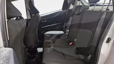 Toyota Yaris Hybrid Active