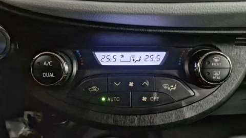 Toyota Yaris Hybrid Active
