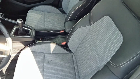 Renault Clio techno Eco-G 100cv (74kW)