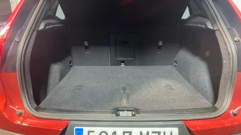 Volvo XC40 2.0 B3 G Core Auto