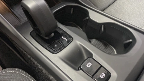 Volvo XC40 2.0 B3 G Core Auto