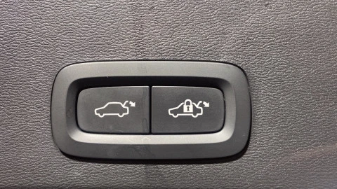 Volvo XC40 2.0 B3 G Core Auto