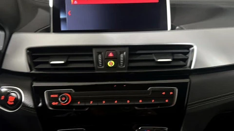 BMW X2 sDrive18d Business