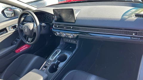 Honda Civic 2.0 i-MMD Sport CVT