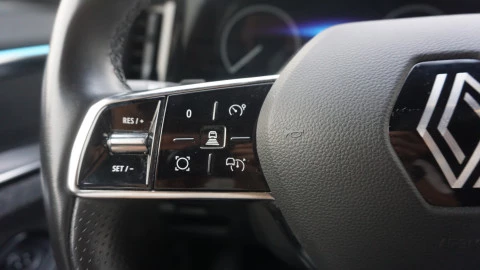 Renault Espace Techno E-Tech full hybrid 146kW