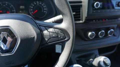 Renault Trafic Furgón L2H1 Blue dCi 81 Kw (110 CV) CUA