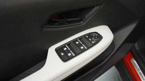 Renault Scenic E-Tech Iconic 160 kW (220CV) gran autonomía