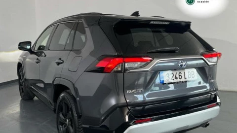 Toyota Rav4 2.5l 220H Advance Plus