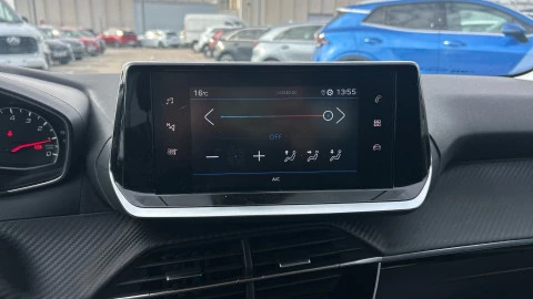 Peugeot 208 Style Puretech 75