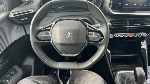 Peugeot 208 Style Puretech 75