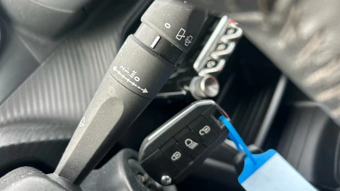 Peugeot 208 Style Puretech 75