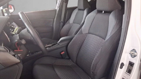 Toyota C-HR 1.8 125H Advance