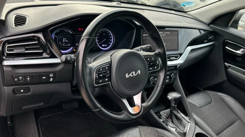 Kia Niro 1.6 GDi HEV 104kW (141CV) Drive