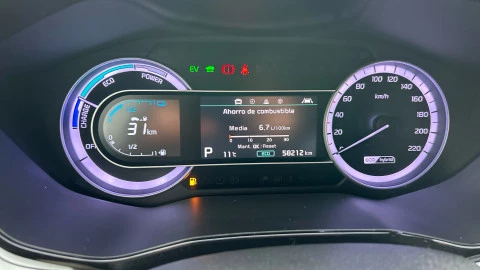 Kia Niro 1.6 GDi HEV 104kW (141CV) Drive