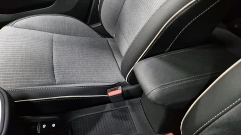 Renault Clio techno Eco-G 100cv (74kW)