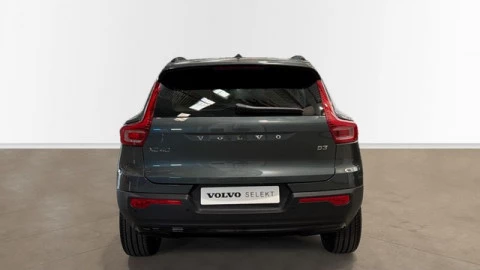 Volvo XC40 B3 G Plus Dark Auto 120 kW (163 CV)