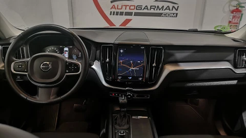 Volvo XC60 2.0 D5 AWD Momentum Auto