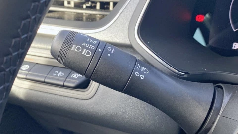 Renault Captur techno Eco-G 100cv (74 kW)