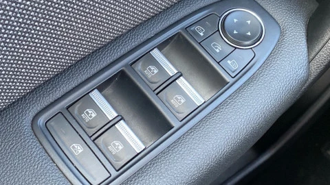 Renault Captur techno Eco-G 100cv (74 kW)