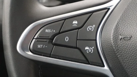 Renault Clio Techno TCe 90 (67kw)