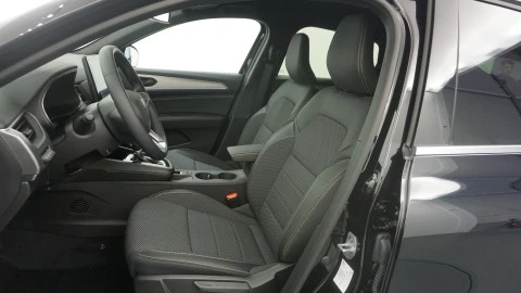Renault Arkana techno e-tech 105kw 145
