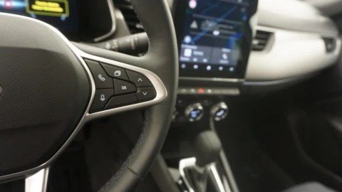 Renault Arkana techno e-tech 105kw 145