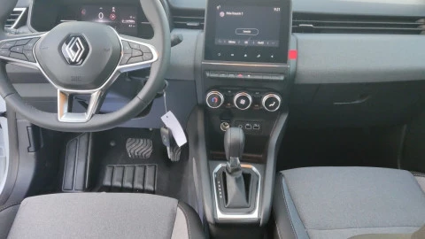 Renault Clio Evolution full hybrid E-Tech 145 (103Kw)