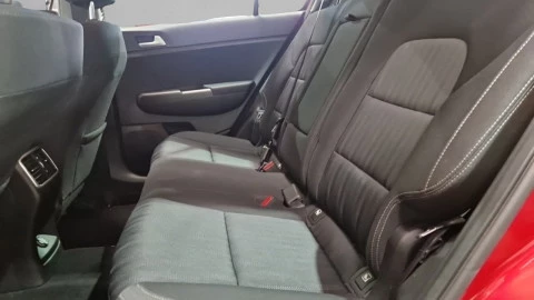 Kia Sportage 1.6 MHEV Business DCT 100kW (136CV) 4X2